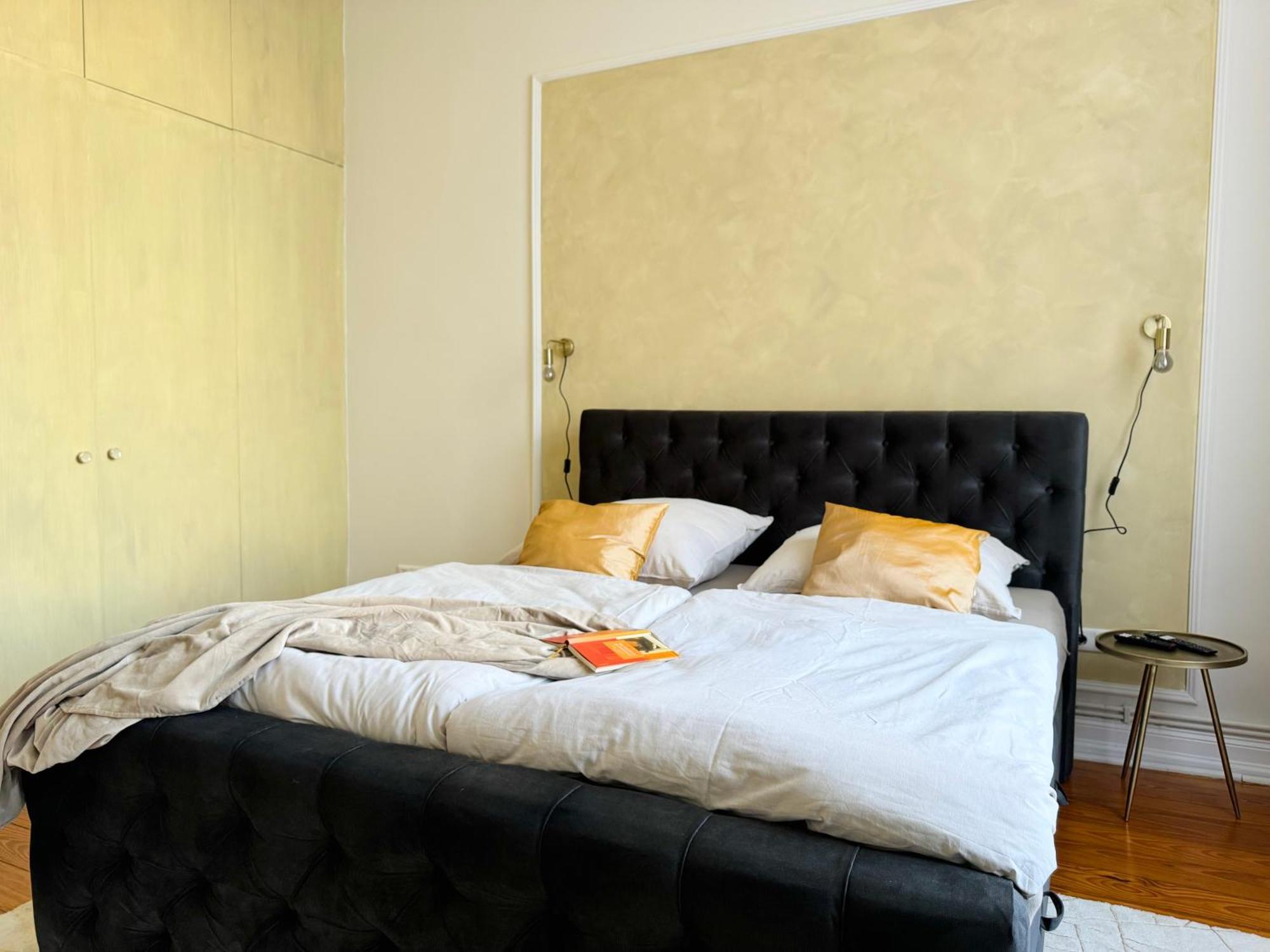 Fewo Koenigin Der Hanse - Im Herzen Der Altstadt, 3 Zimmer, Wifi Lubecca Esterno foto